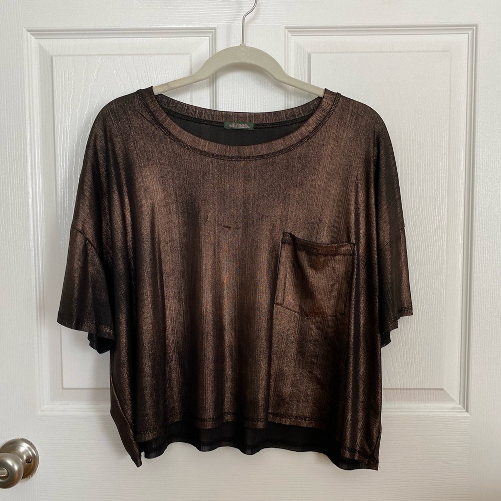 Wild Fable cropped boxy metallic gold top in size XL